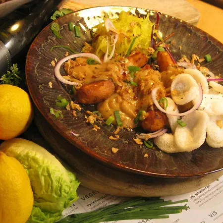 Le Bistro *