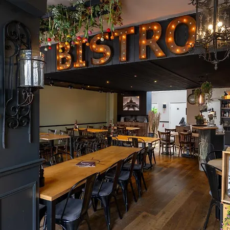 Hotel Le Bistro *