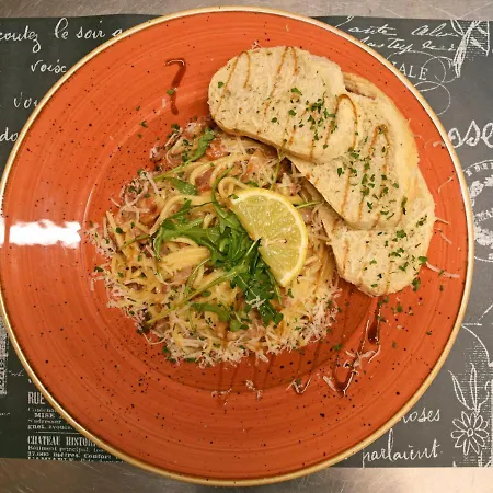 Le Bistro 팔켄뷔르흐안더횔